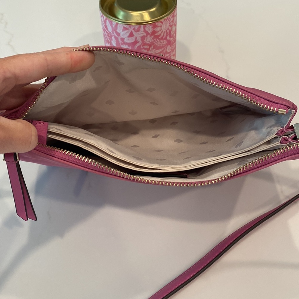 Kate Spade Triple Gusset Crossbody Purse NWOT - Picture 6 of 16